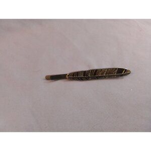 Vintage Feather Design Bobby Pin Hair Accessory Gold Tone